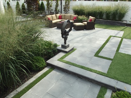 Niagara on the Lake (Modern Low Maintenance)
